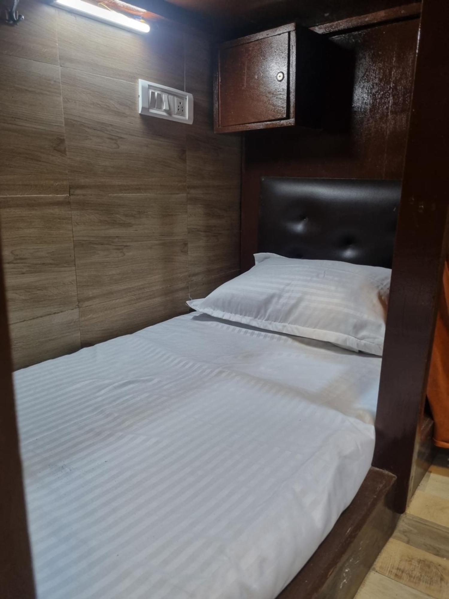 Unibed Dormitory มุมไบ ภายนอก รูปภาพ