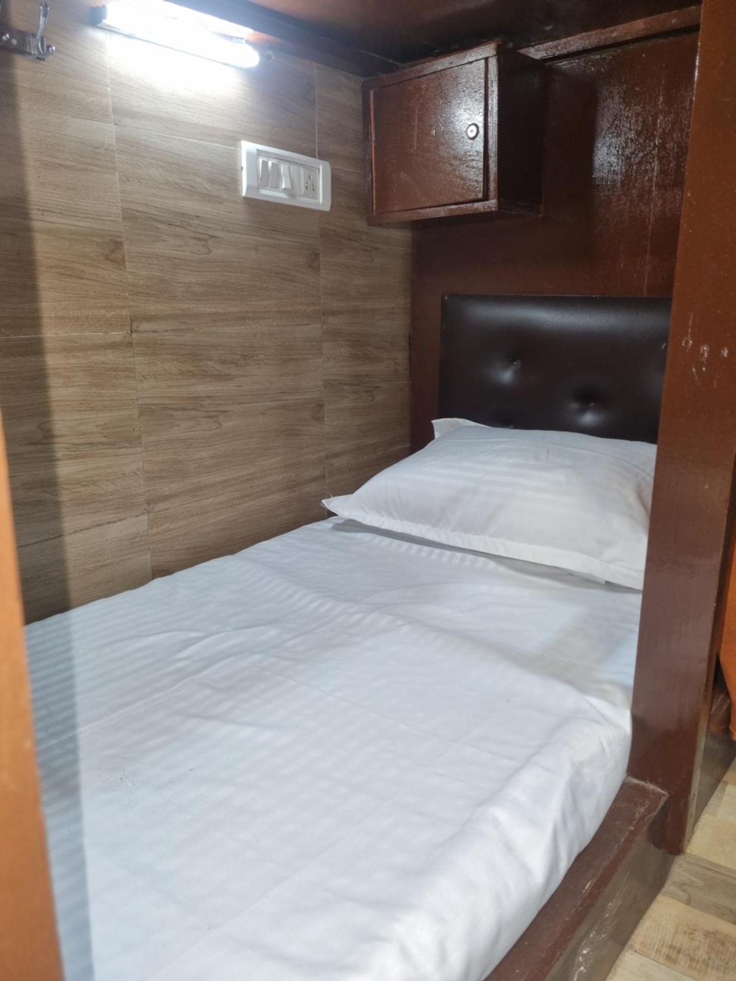 Unibed Dormitory มุมไบ ภายนอก รูปภาพ